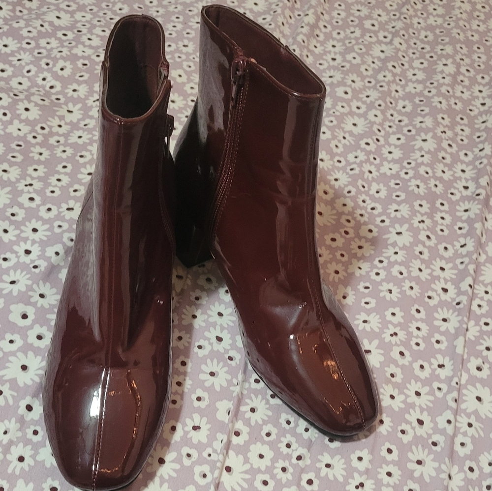 Elegant Brown Ankle Boots